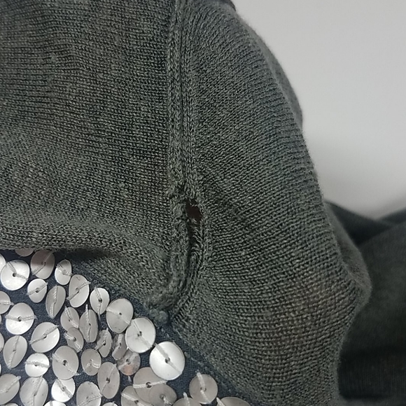 Green Tie Front White Sequin Linen/ Silk Sweater - Picture 11 of 11